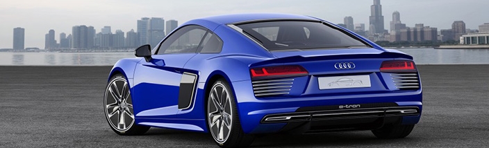 El R8 e-tron piloted driving concept llega al CES Asia 2015